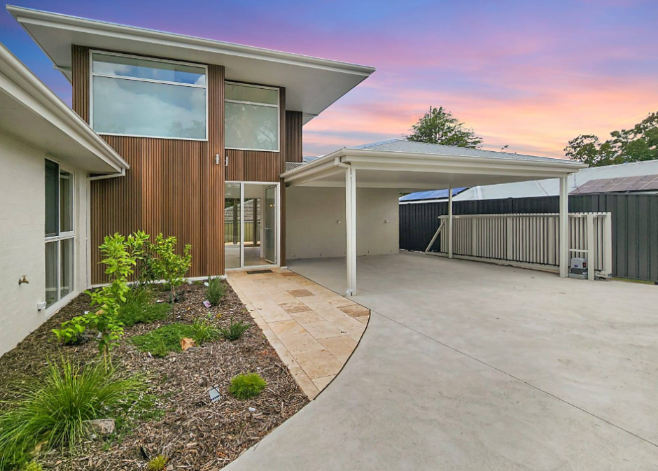 10b Parker St